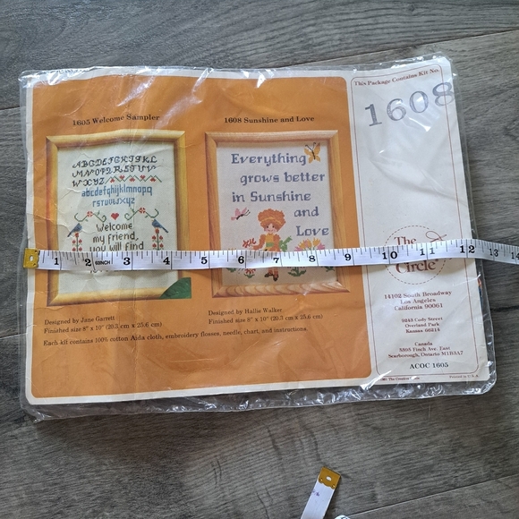 Creative Circle Sunshine and Love Cross Stitch Kit #1608 - Picture 5 of 5